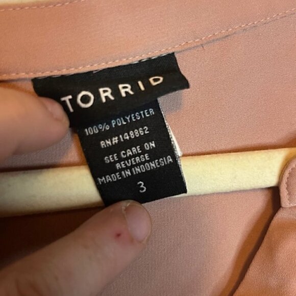 Torrid Blouse Women's 3X Harper Georgette Pullover 3/4 Sleeve Pink - Picture 3 of 3